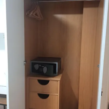 Elio Club 5, Golf & *